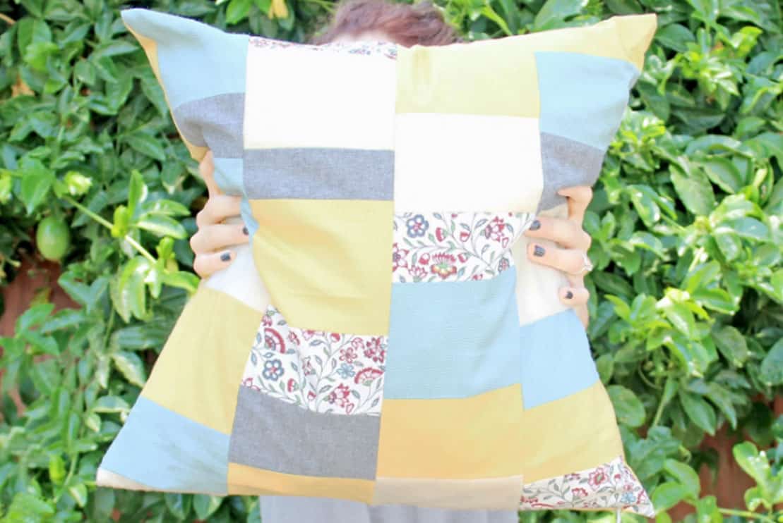 scrap fabric pillow tutorial