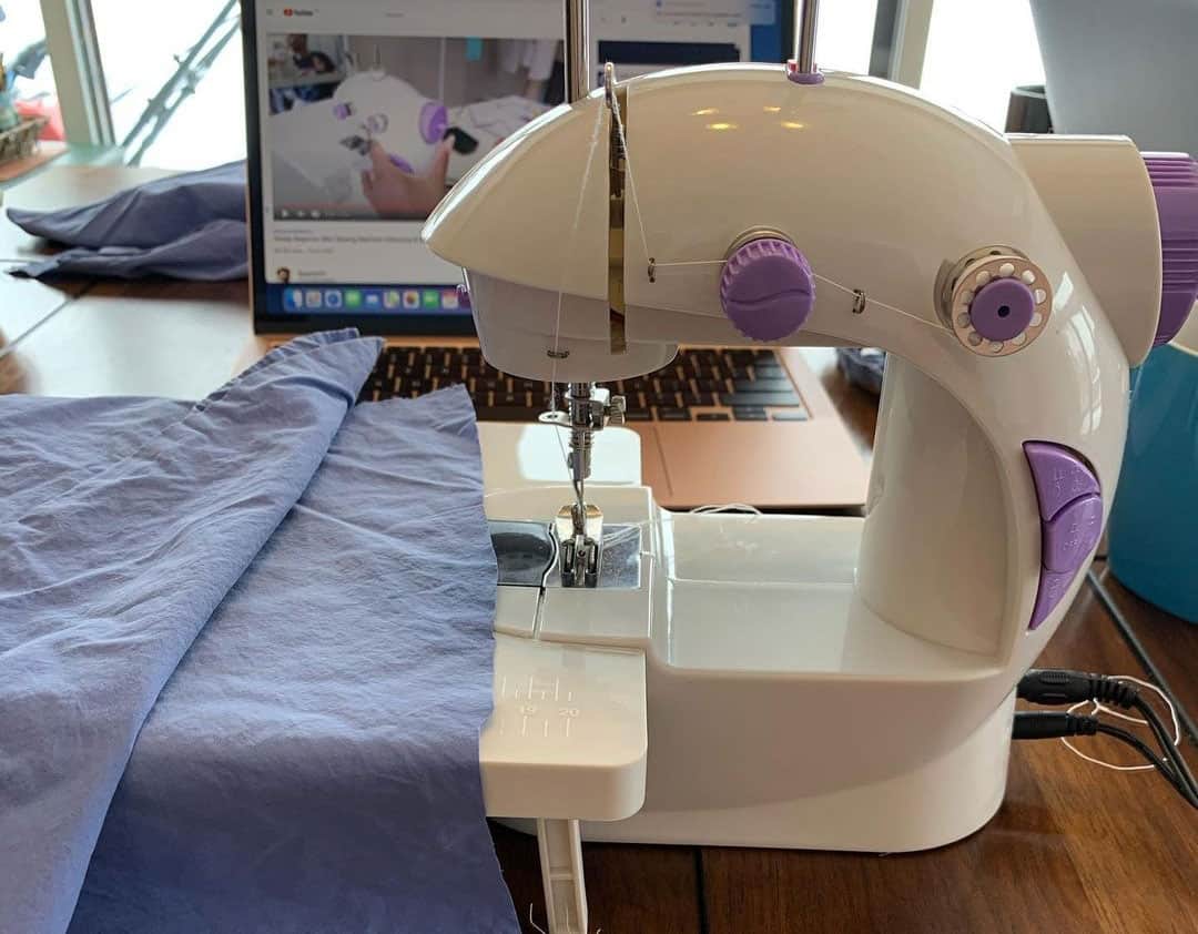 mini sewing machine features