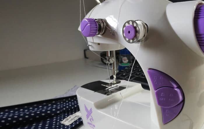 mini sewing machine review
